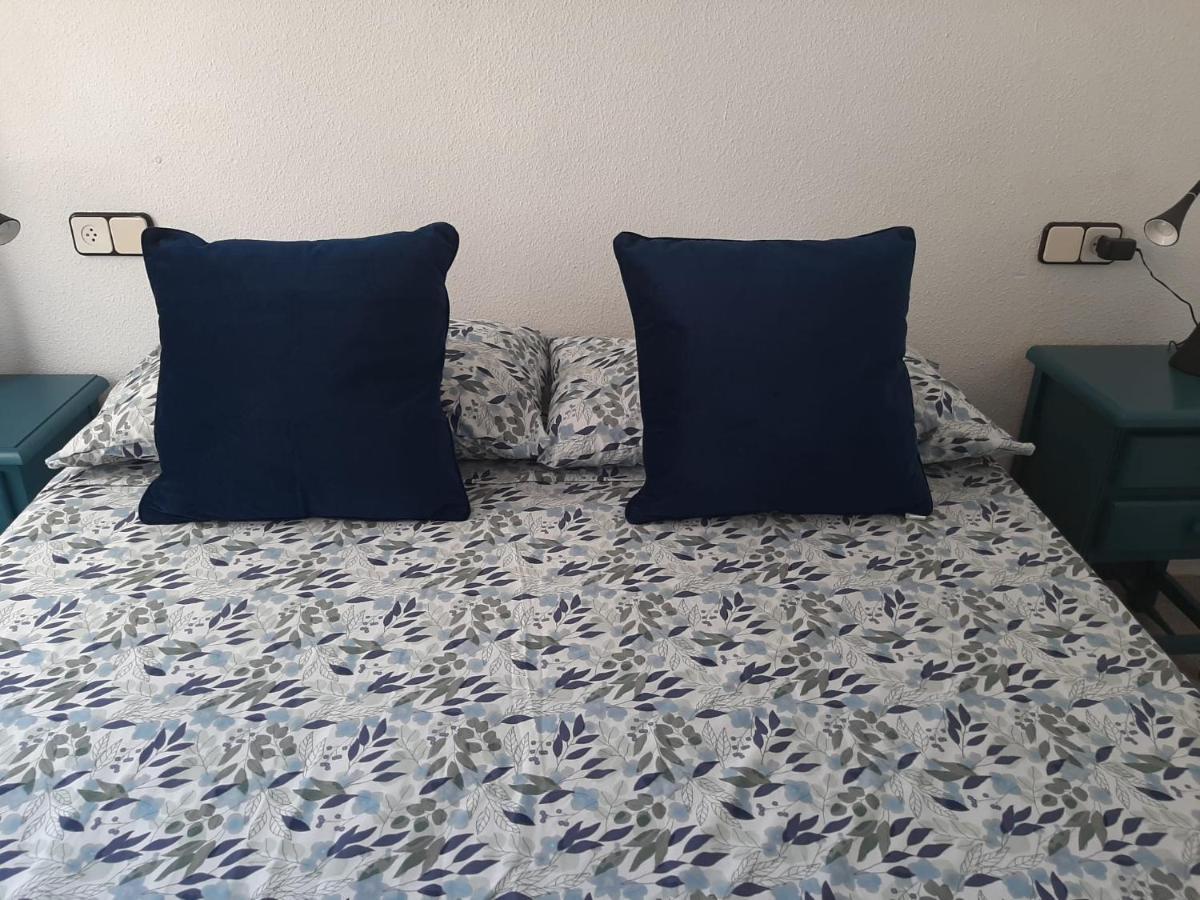 Apartment Amazing Sunny Flat With Balcony Pool Two Mins From The