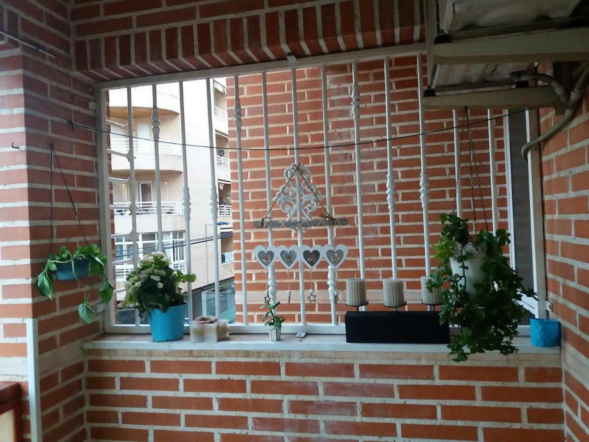 Amazing Sunny Flat With Balcony Pool Two Mins From The Apartment Torrevieja