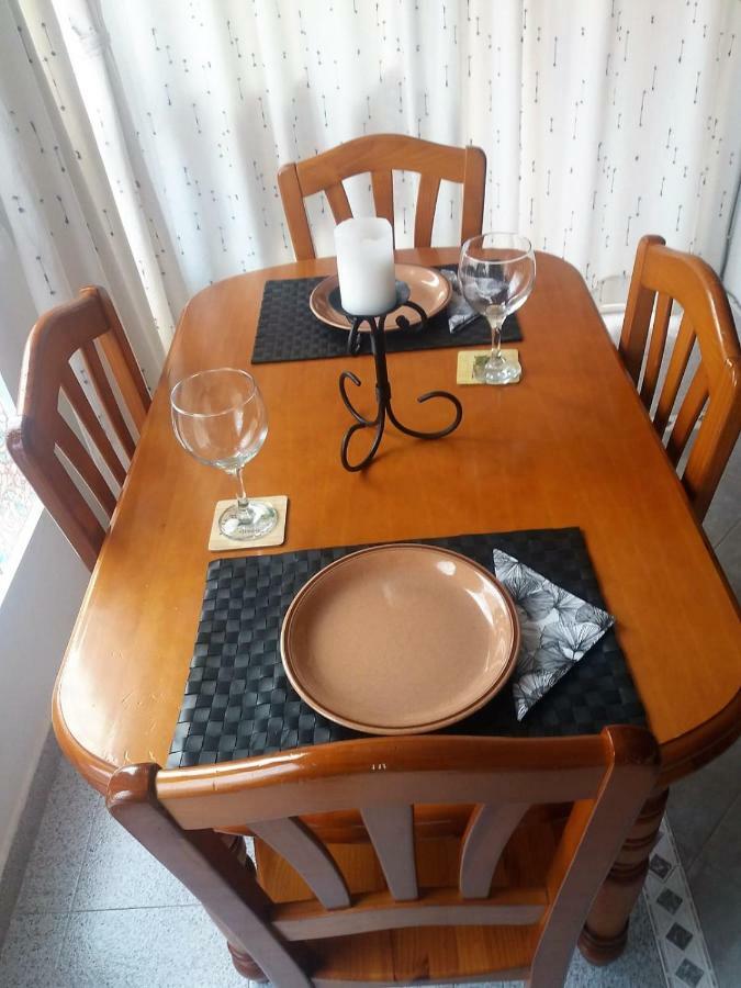 Apartment Amazing Sunny Flat With Balcony Pool Two Mins From The