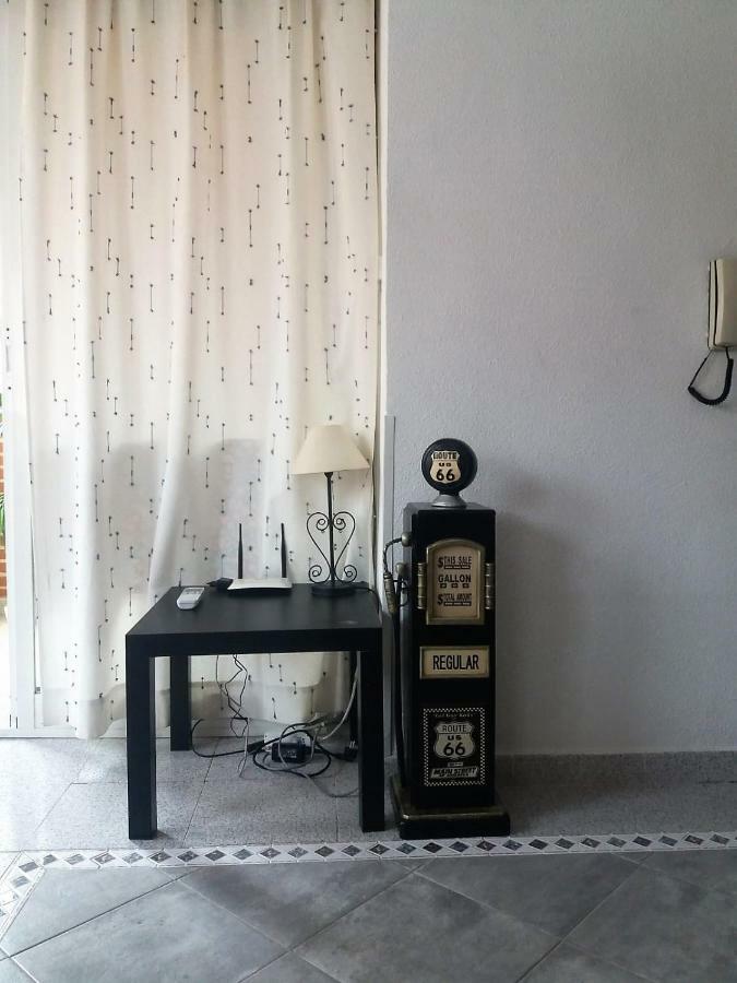 Amazing Sunny Flat With Balcony Pool Two Mins From The Apartment