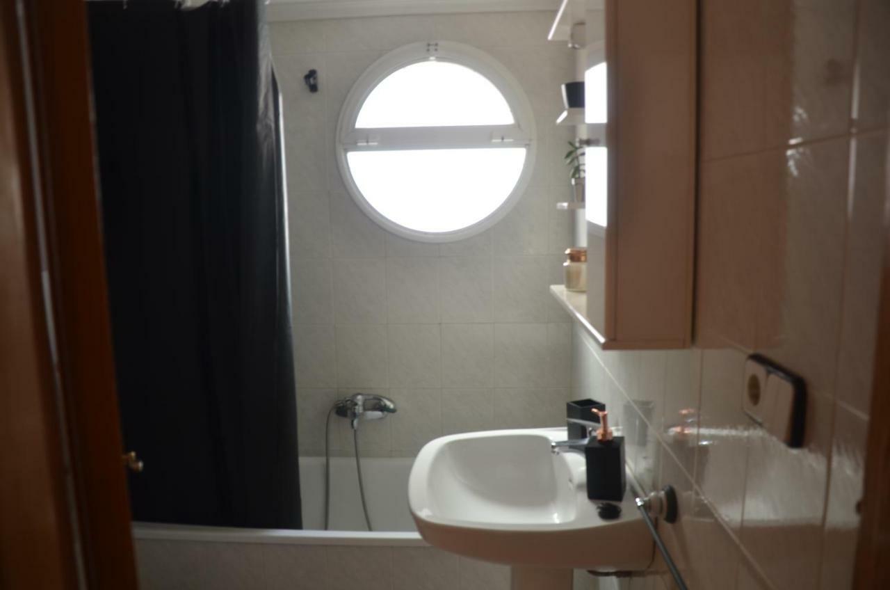 Apartment Amazing Sunny Flat With Balcony Pool Two Mins From The Torrevieja
